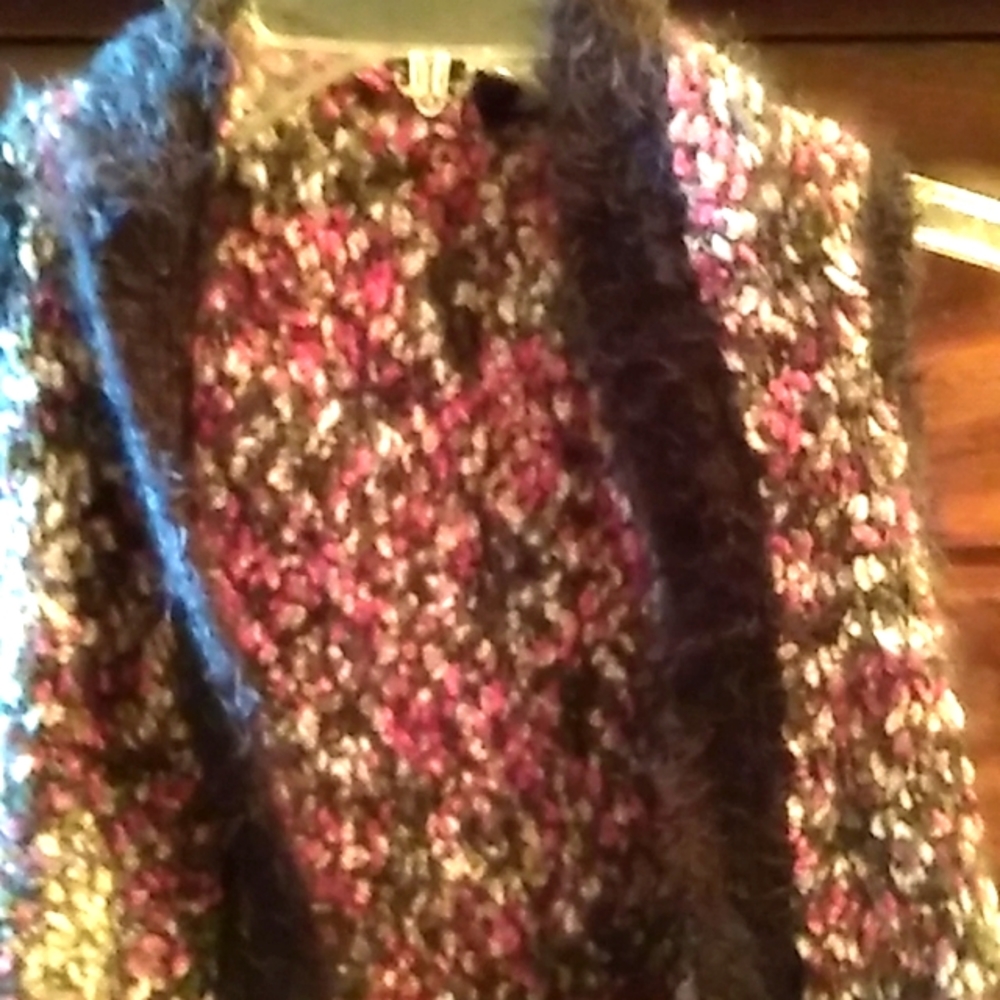 Sweater vest
